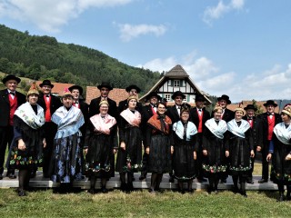 Trachten-1