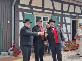 Trachten-3